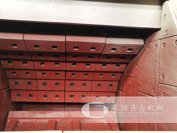 反擊式破碎機(jī)襯板、邊護(hù)板